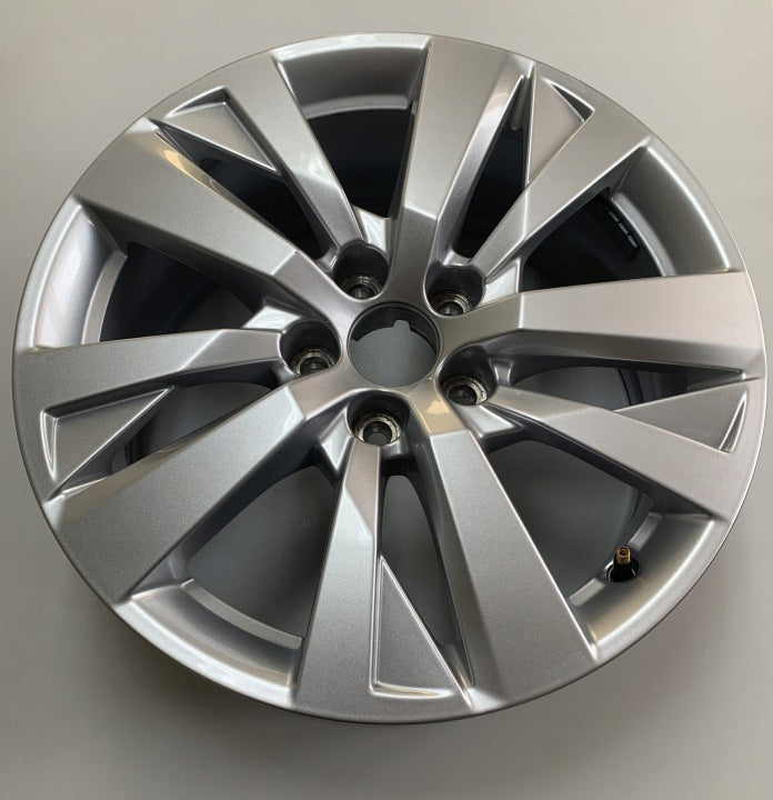 1x Alufelge 17 Zoll 7.0" 5x108 42ET 9809687177 Peugeot 5008 Rim Wheel FEL7060973194nt