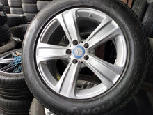 Load image into Gallery viewer, 4x Alufelge 18 Zoll 8.0" 5x112 38ET Glanz Silber A2534012100 Mercedes-Benz Glc FEL6404912878bt