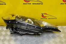 Laden Sie das Bild in den Galerie-Viewer, Frontscheinwerfer Honda Jazz Logo LED Ein Stück (Rechts oder Links) Headlight