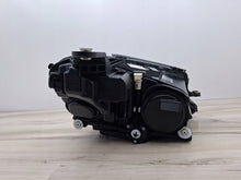 Laden Sie das Bild in den Galerie-Viewer, Frontscheinwerfer Mercedes-Benz A2139060110 Links Scheinwerfer Headlight SCH5712036188ne