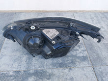 Laden Sie das Bild in den Galerie-Viewer, Frontscheinwerfer BMW E60 E61 7044672 Rechts Scheinwerfer Headlight SCH8045520910po