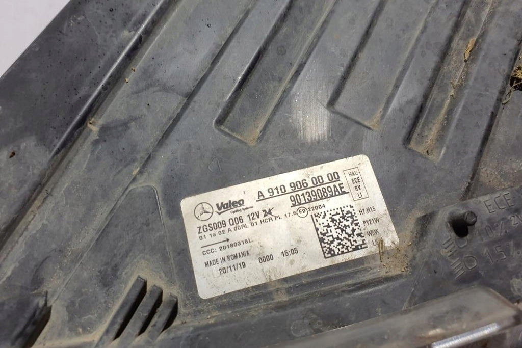 Frontscheinwerfer Mercedes-Benz Sprinter A9109060000 Rechts oder Links