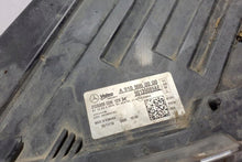 Laden Sie das Bild in den Galerie-Viewer, Frontscheinwerfer Mercedes-Benz Sprinter A9109060000 Rechts oder Links