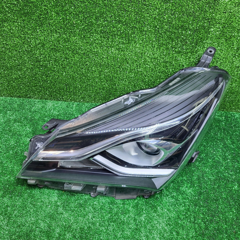 Frontscheinwerfer Toyota Yaris 81170-0DK10 Links Scheinwerfer Headlight SCH8631880124mk