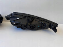 Load image into Gallery viewer, Frontscheinwerfer Audi A3 8Y0941011 8Y0941012 Full LED Rechts oder Links