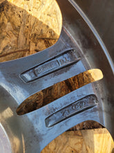 Laden Sie das Bild in den Galerie-Viewer, 1x Alufelge 16 Zoll 6.0&quot; 4x100 50ET Glanz Schwarz 52910-C8700 Hyundai I20 II Mg