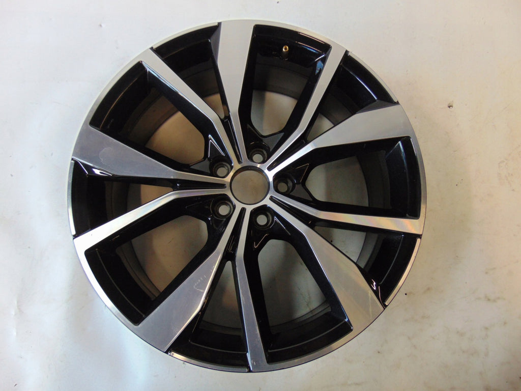 1x Alufelge 18 Zoll 7.0" 5x100 39ET 2G7601025F VW Taigo Rim Wheel FEL4275967560xb