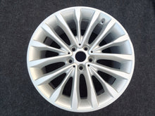 Laden Sie das Bild in den Galerie-Viewer, 1x Alufelge 18 Zoll 8.0&quot; 5x112 30ET 6863418 BMW 5 G31 G30 Rim Wheel
