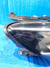 Load image into Gallery viewer, Frontscheinwerfer VW Passat B8 3G1941036P LED Rechts Scheinwerfer Headlight SCH5831494867xf