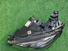 Laden Sie das Bild in den Galerie-Viewer, Frontscheinwerfer Mercedes-Benz W213 A2139069503KZ Full LED Links Headlight SCH1069308463bp