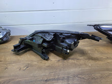 Load image into Gallery viewer, Frontscheinwerfer Mitsubishi L200 Triton W4724 Full LED Rechts Headlight