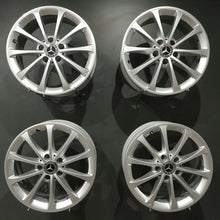 Laden Sie das Bild in den Galerie-Viewer, 4x Alufelge 17 Zoll 6.5" 5x112 44ET A1774010300 Mercedes-Benz W176 W177 FEL9453349908vy