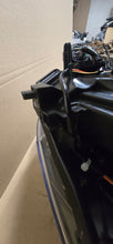 Laden Sie das Bild in den Galerie-Viewer, Frontscheinwerfer Mazda 2 Dj I W D43N-51030 Rechts Scheinwerfer Headlight SCH3080580081fx