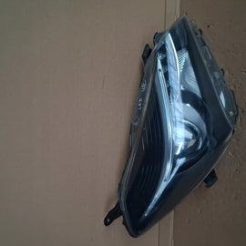 Frontscheinwerfer Toyota Yaris Rechts Scheinwerfer Headlight SCH6865765896dj