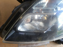 Load image into Gallery viewer, Frontscheinwerfer Renault Koleos I Xenon Ein Stück (Rechts oder Links) Headlight