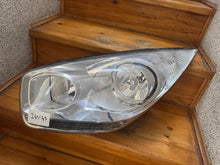 Laden Sie das Bild in den Galerie-Viewer, Frontscheinwerfer Kia Venga Links Scheinwerfer Headlight