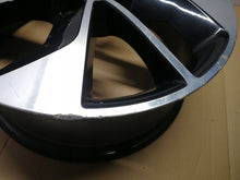 Laden Sie das Bild in den Galerie-Viewer, 1x Alufelge 16 Zoll 6.5" 4x100 44ET Glanz Silber 403005471 Renault Clio Iv FEL9852747980gi