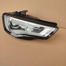 Load image into Gallery viewer, Frontscheinwerfer Audi A3 8V0941006 Xenon Rechts Scheinwerfer Headlight