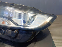 Laden Sie das Bild in den Galerie-Viewer, Frontscheinwerfer Ford FTAZ-13008-H Links Scheinwerfer Headlight SCH2774064834ta