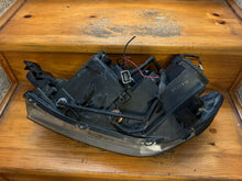 Load image into Gallery viewer, Frontscheinwerfer Mitsubishi Outlander I Rechts Scheinwerfer Headlight