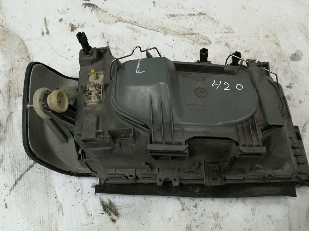 Frontscheinwerfer Mercedes-Benz W201 Links Scheinwerfer Headlight SCH6165853678we