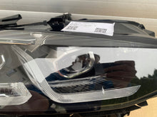 Laden Sie das Bild in den Galerie-Viewer, Frontscheinwerfer BMW 2 Active Tourer U06 5A42248 Full LED Rechts Headlight SCH8224132838um