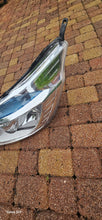 Laden Sie das Bild in den Galerie-Viewer, Frontscheinwerfer Ford Transit Custom BK21-13D153-BJ Links Headlight SCH5878646301ri