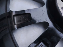 Load image into Gallery viewer, 1x Alufelge 18 Zoll 7.0" 5x114.3 45ET Glanz Silber 9965B37080 Mazda 3 Bp FEL6544243050ua