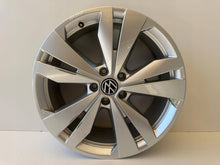 Load image into Gallery viewer, 1x Alufelge 19 Zoll 5x112 11A071499 VW Id.4 Rim Wheel FEL1401013501nt