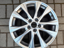 Laden Sie das Bild in den Galerie-Viewer, 1x Alufelge 18 Zoll 7.5" 5x114.3 45ET Glanz Toyota Rim Wheel FEL4894870770wt
