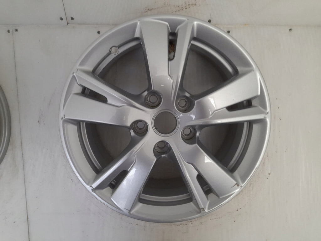 1x Alufelge 16 Zoll 7.0" 5x115 40ET Glanz Silber OP100K1 Opel Rim Wheel FEL6769764723iy