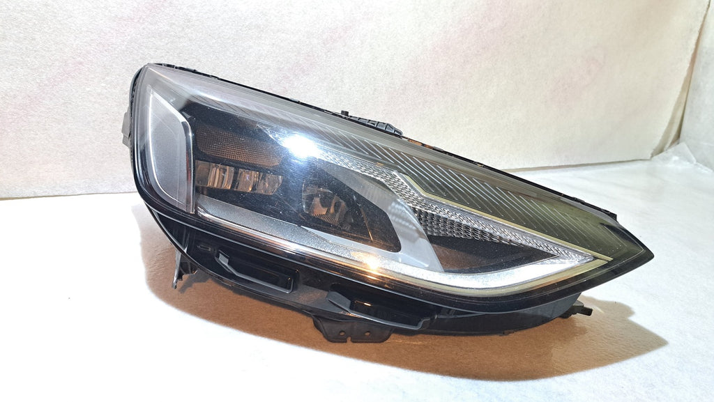 Frontscheinwerfer Audi A4 B9 8W0941012 LED Rechts Scheinwerfer Headlight