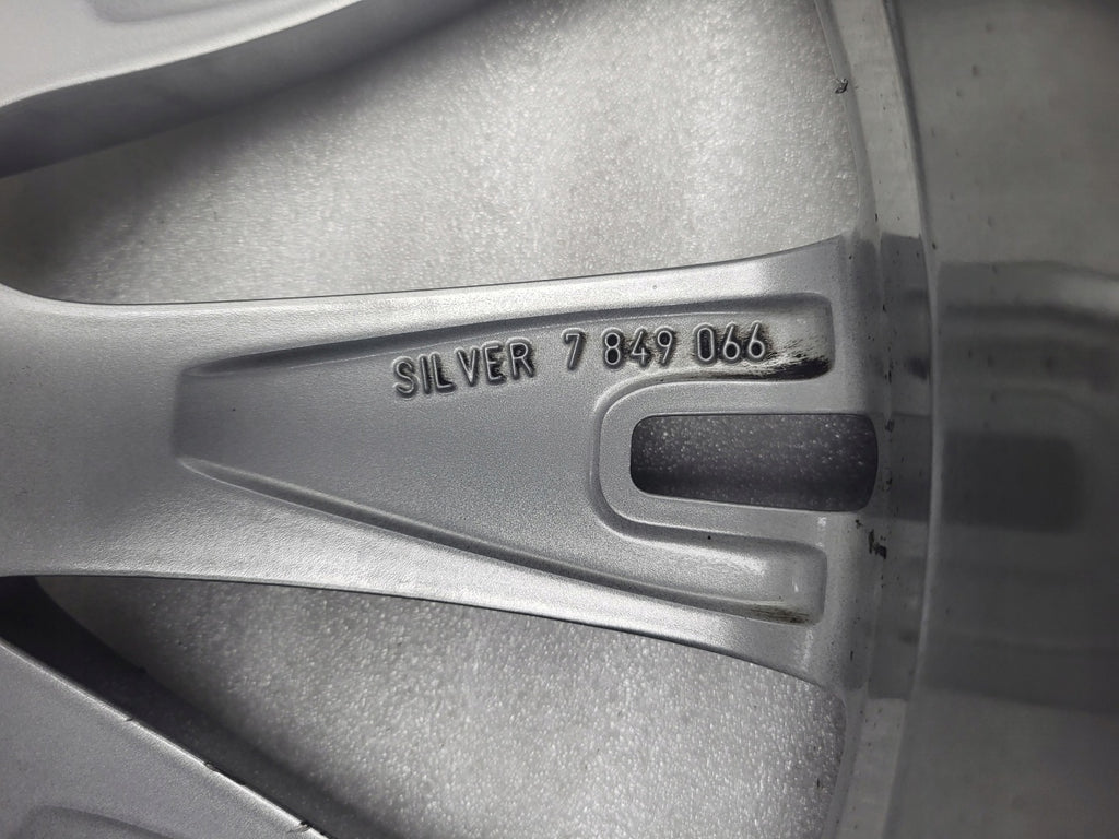 1x Alufelge 19 Zoll 8.0" 5x120 36ET Glanz Silber 7849066 BMW F30 Rim Wheel FEL3086827709yl