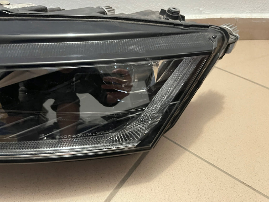 Frontscheinwerfer Skoda Octavia IV 5E4941015A LED Links Scheinwerfer Headlight SCH4003191978ux
