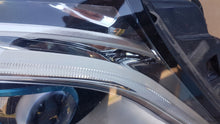 Laden Sie das Bild in den Galerie-Viewer, Frontscheinwerfer Mercedes-Benz Gle W166 1669061603 Full LED Rechts Headlight