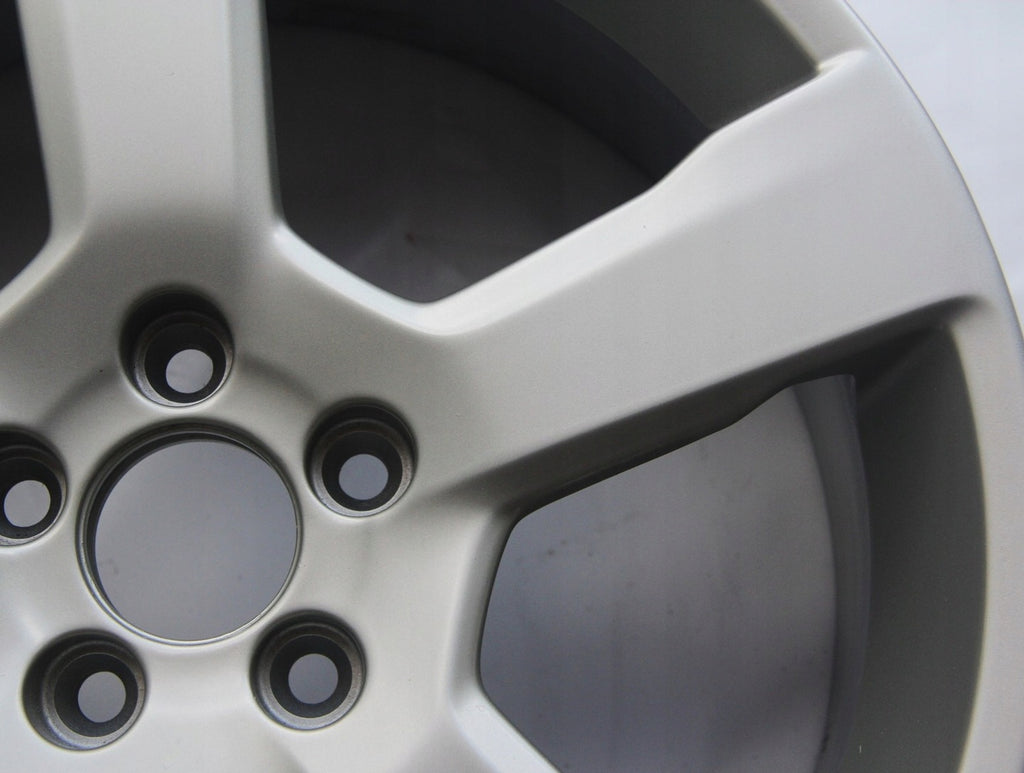 1x Alufelge 18 Zoll 8.0" 5x108 55ET Glanz Silber 31255447 Volvo Xc70 Xc60