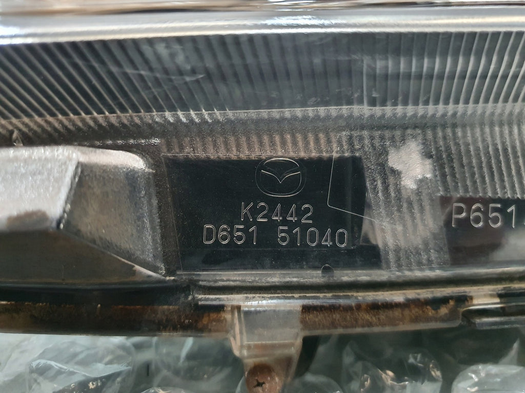 Frontscheinwerfer Mazda Demio DR61-51030 D651-51040 Ein Satz Headlight