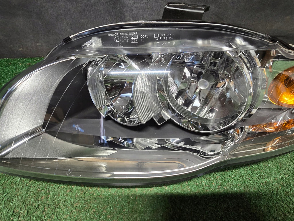 Frontscheinwerfer Audi A4 B7 8E0941003AJ Links Scheinwerfer Headlight SCH2483285680ie