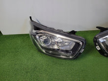 Laden Sie das Bild in den Galerie-Viewer, Frontscheinwerfer Ford Transit Custom JK21-13W029-DJ Ein Satz Headlight SCH8827383741zr