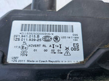 Laden Sie das Bild in den Galerie-Viewer, Frontscheinwerfer Skoda Superb 3V1941015B 1ZS01193925 Links Headlight SCH2319136720wy