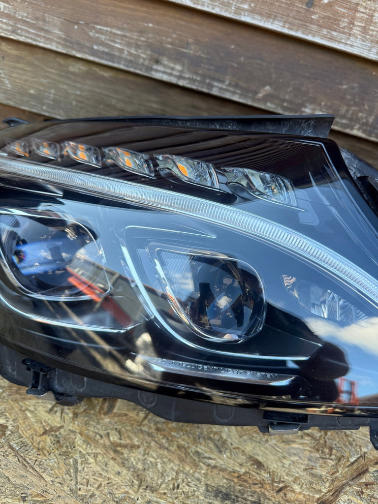 Frontscheinwerfer Mercedes-Benz W205 A2059068801 LED Rechts Headlight SCH9975708075vg
