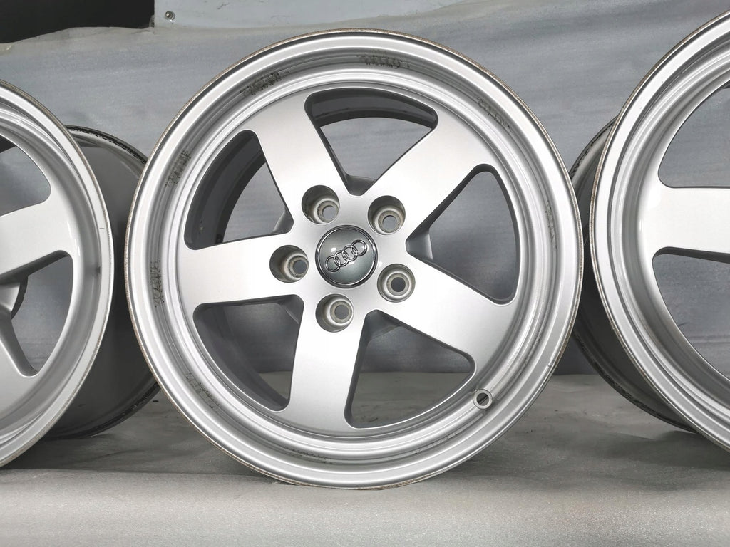 4x Alufelge 16 Zoll 7.0" 5x112 35ET Glanz Silber 8W0601025 Audi C6 A4 B6 B7