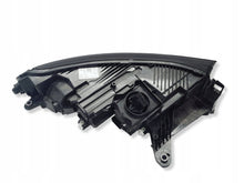 Laden Sie das Bild in den Galerie-Viewer, Frontscheinwerfer Skoda Enyaq IV 5LB941015H LED Links Scheinwerfer Headlight SCH8561314397tn