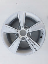 Load image into Gallery viewer, 1x Alufelge 16 Zoll 7.0&quot; 5x120 40ET BMW 1 F21 F20 Rim Wheel