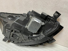 Laden Sie das Bild in den Galerie-Viewer, Frontscheinwerfer Tesla Model 3 1514952-00-D LED Links Scheinwerfer Headlight SCH1802385645yc