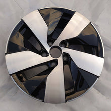 Load image into Gallery viewer, 1x Alufelge 17 Zoll 3J0601025B VW Passat Rim Wheel FEL7109404489oe