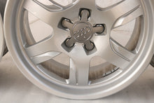 Load image into Gallery viewer, 1x Alufelge 17 Zoll 7.5&quot; 5x112 28ET 8T0601025BS Audi A5 Rim Wheel