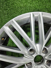 Laden Sie das Bild in den Galerie-Viewer, 1x Alufelge 18 Zoll 7.0" 5x112 575601025D Seat Ateca Rim Wheel FEL7827590811ve