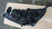 Laden Sie das Bild in den Galerie-Viewer, Frontscheinwerfer Opel Astra J 13365291 1EG010011-16 LED Rechts Headlight