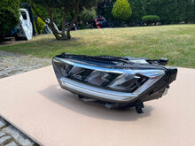 Laden Sie das Bild in den Galerie-Viewer, Frontscheinwerfer Dacia Troc T Roc 90198870 LED Links Scheinwerfer Headlight